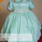 vestido de batizado Vestido Infantil Casinha de Abelha