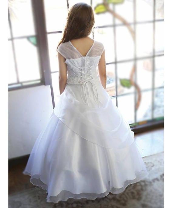 vestido infantil para casamento na praia