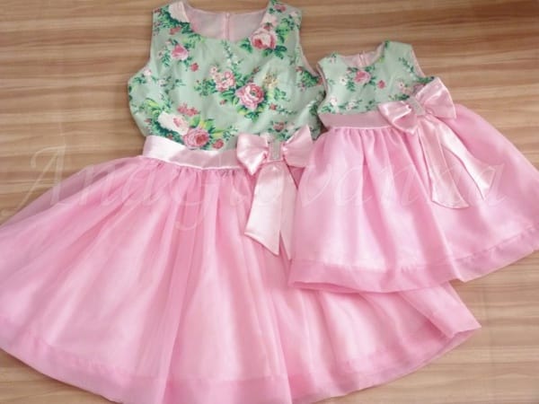 vestido para casamento mae e filha iguais